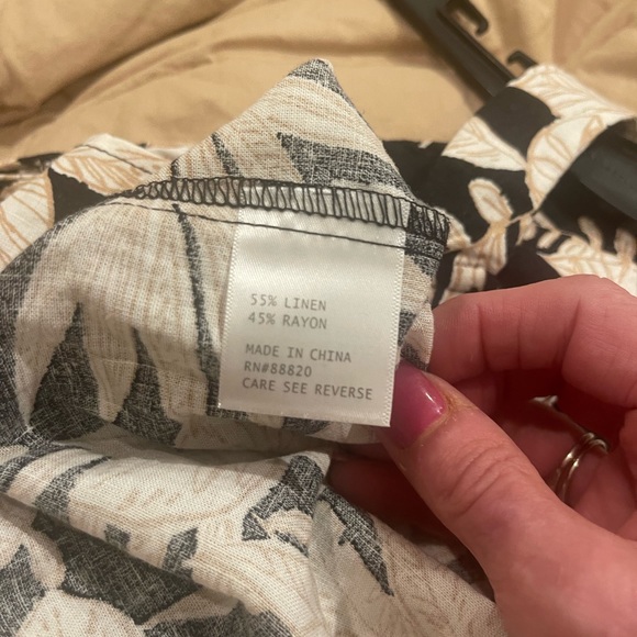 Nicole Miller New York Linen Blend Top NWT - Picture 10 of 11